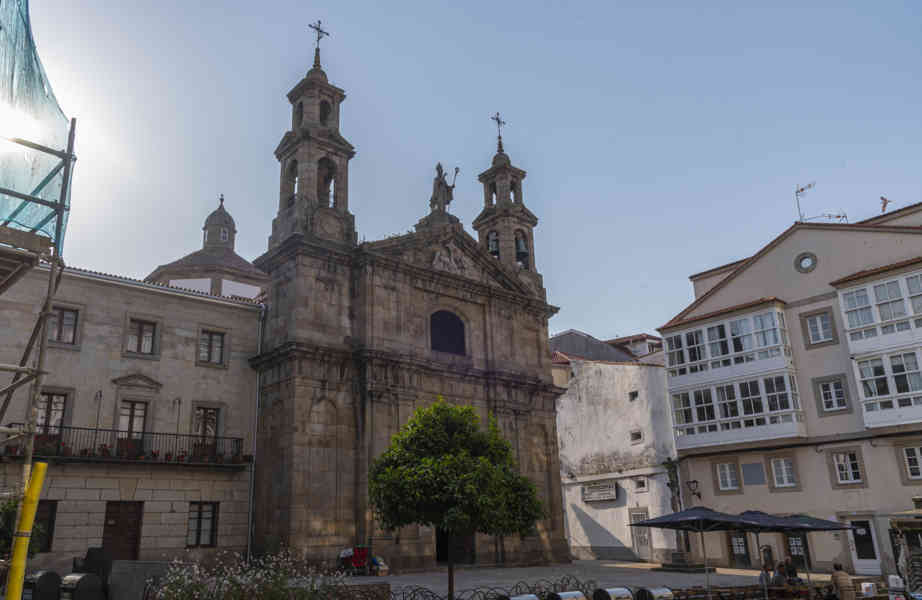 A Coruña 29 - iglesia de San Nicolás.jpg